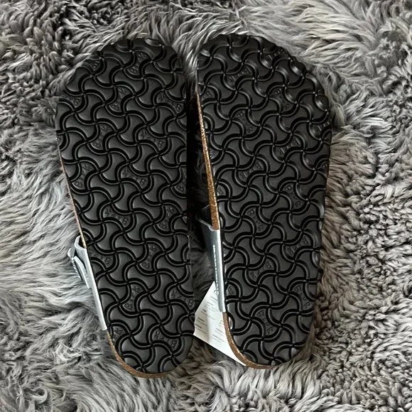 Birkenstock | Women's Gizeh BS Sandals | Silver | Various Sizes - Picture 5 of 5